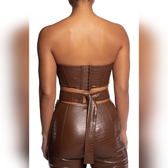 Jluxlabel Croc Embossed Faux Leather Pants - Picture 1 of 11